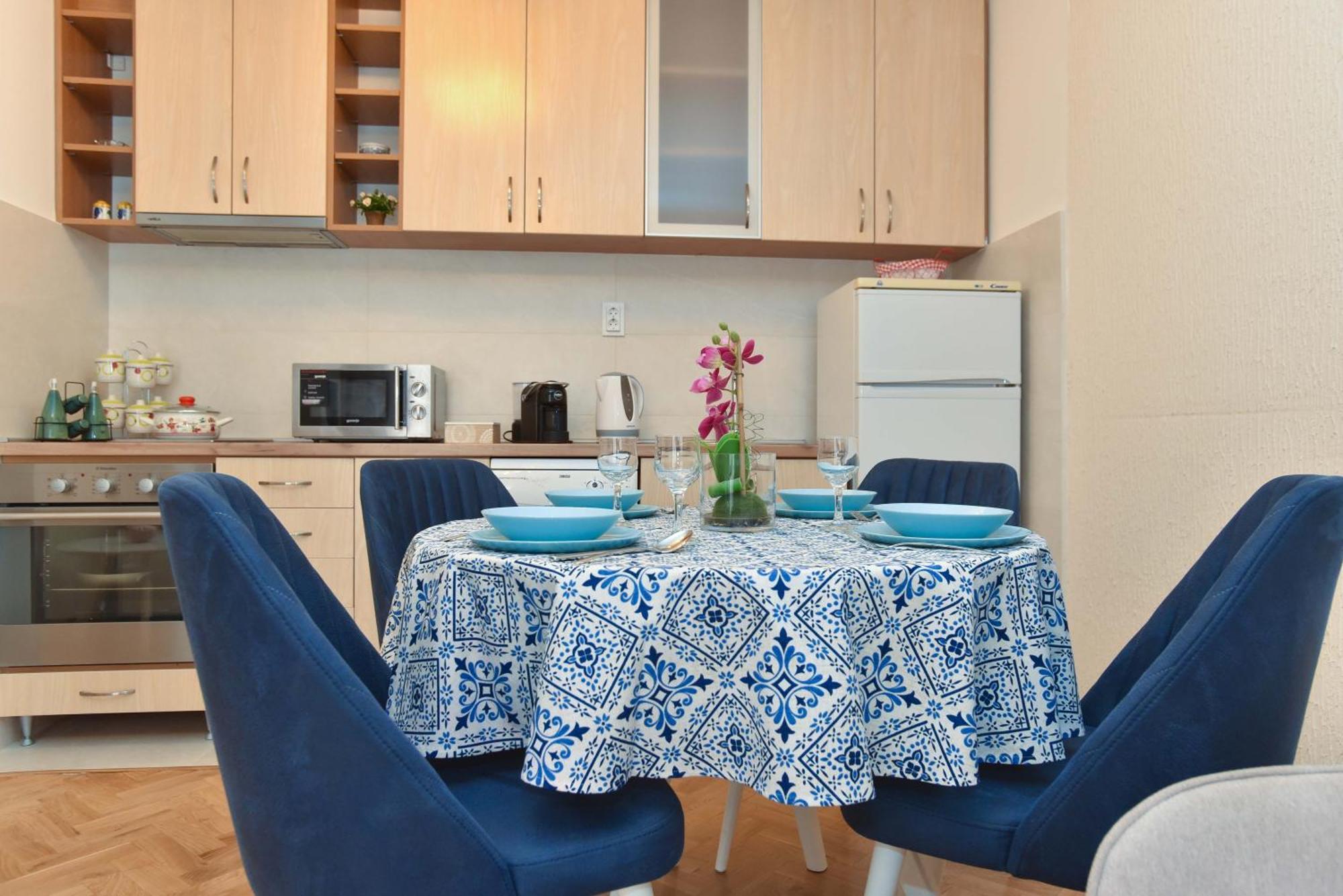 Comfort Apartment Near The Beach ブドヴァ エクステリア 写真