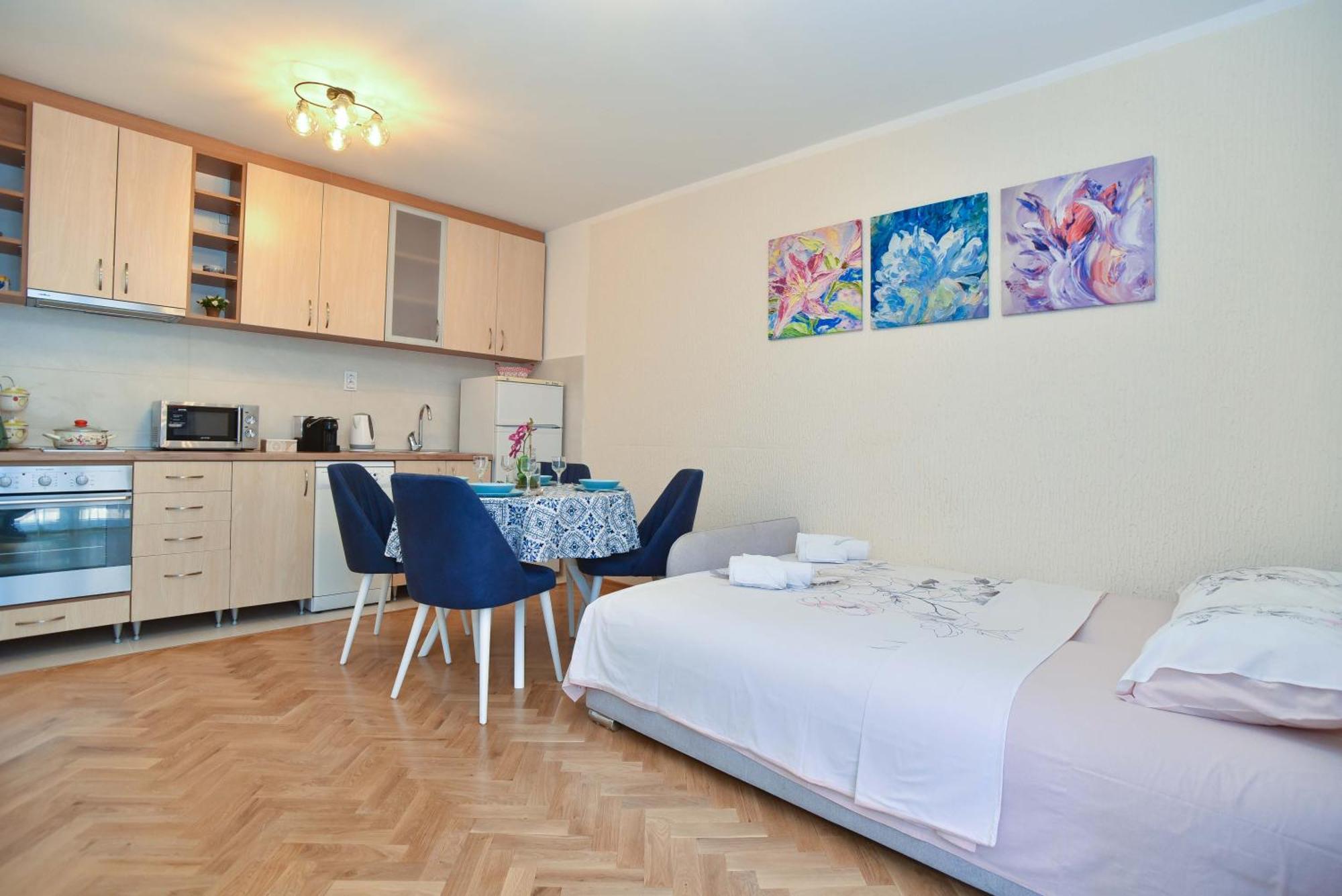 Comfort Apartment Near The Beach ブドヴァ エクステリア 写真