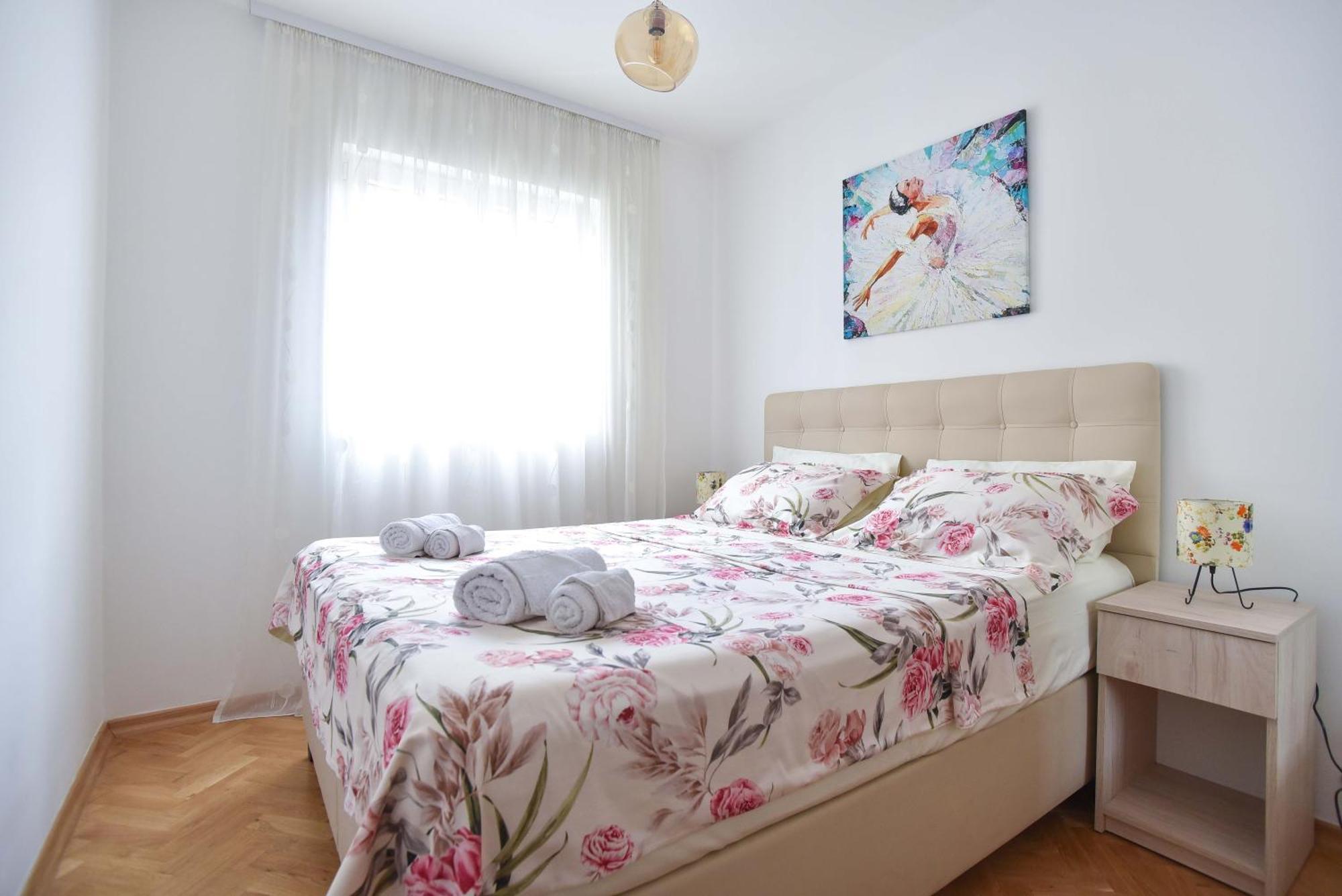 Comfort Apartment Near The Beach ブドヴァ エクステリア 写真